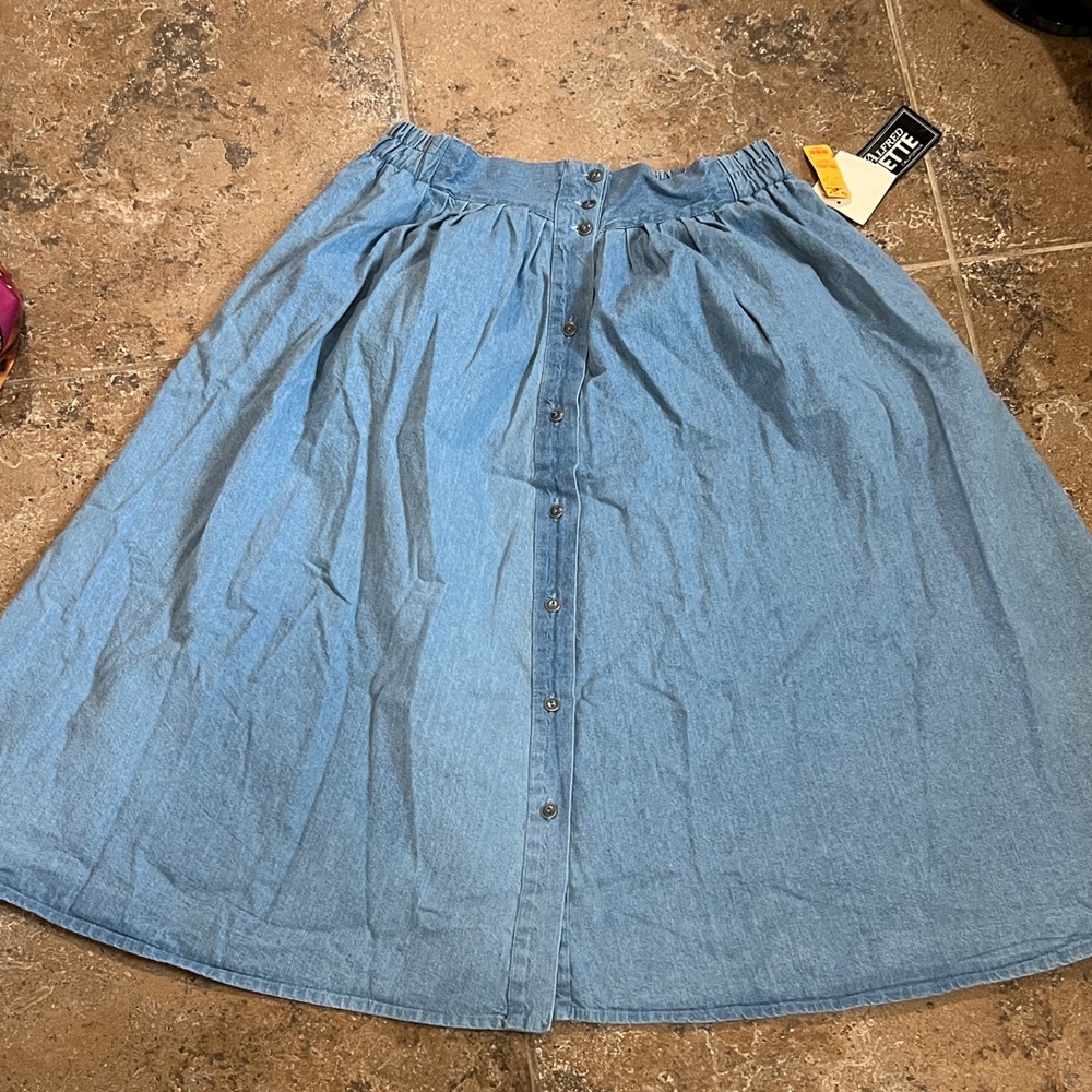 Vintage NOS ALfred Paquette  California Denim button detail Midi Skirt size 22W